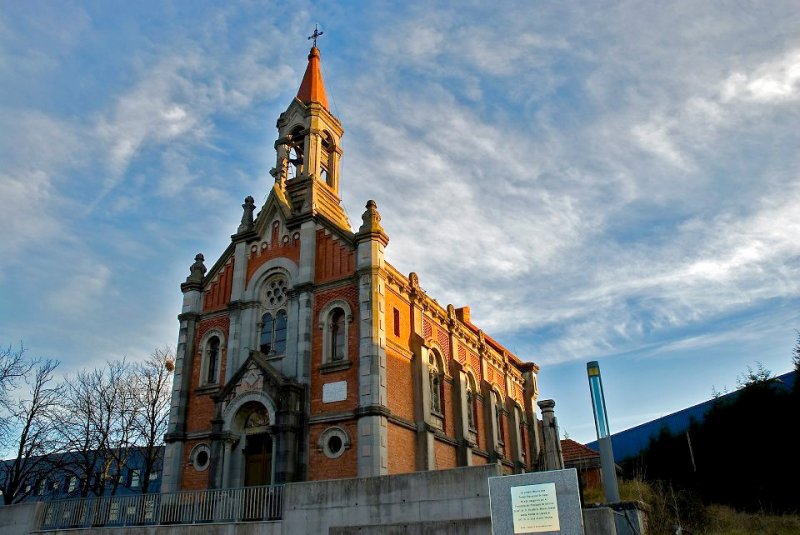 Church06.jpg Church06.jpg