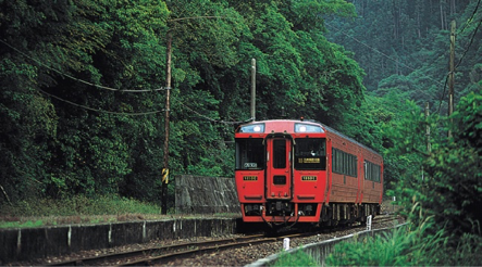 九州觀光列車。 九州觀光列車。