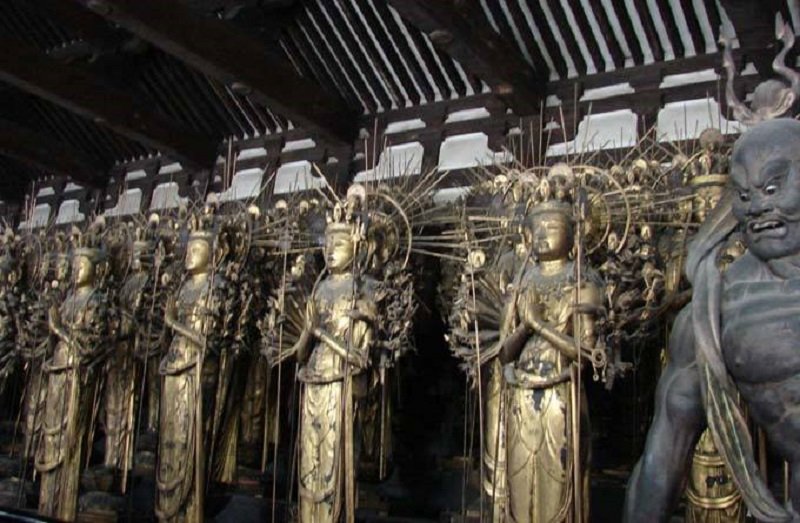 京都三十三間堂一○○一座十一面千手千眼觀世音菩薩。(環球網) 京都三十三間堂一○○一座十一面千手千眼觀世音菩薩。(環球網)
