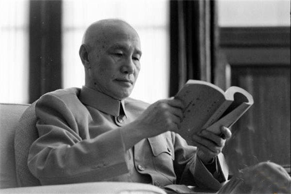 蔣介石晚年。 蔣介石晚年。
