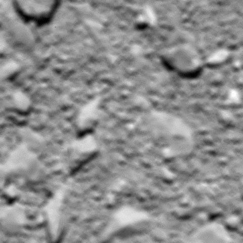 彗星探測太空船「羅塞塔號」(Rosetta)對彗星「67P/楚留莫夫─格拉希門克」(67P/Churyumov-Gerasimenko)的最後一瞥(AP) 彗星探測太空船「羅塞塔號」(Rosetta)對彗星「67P/楚留莫夫─格拉希門克」(67P/Churyumov-Gerasimenko)的最後一瞥(AP)