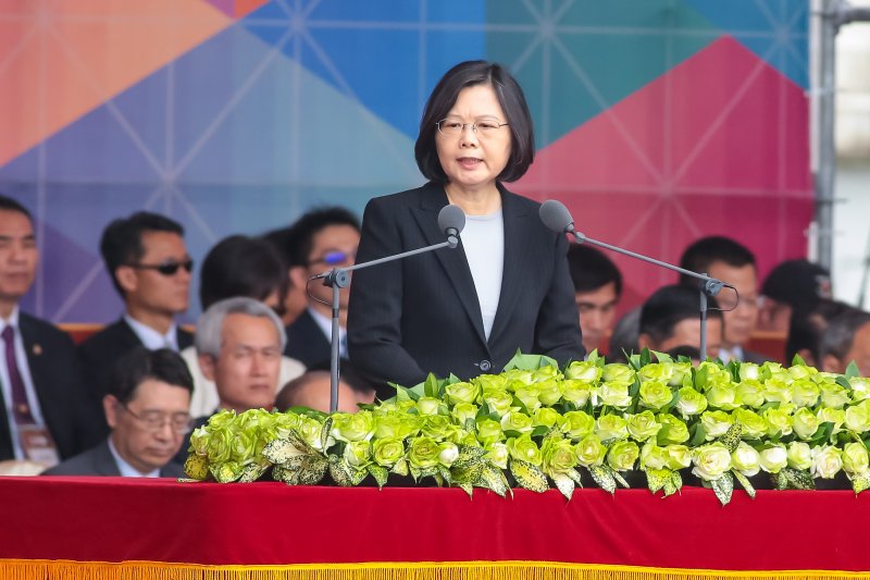 20161010-總統蔡英文10日出席中華民國105年國慶大會,並發表演說。(顏麟宇攝) 20161010-總統蔡英文10日出席中華民國105年國慶大會,並發表演說。(顏麟宇攝)