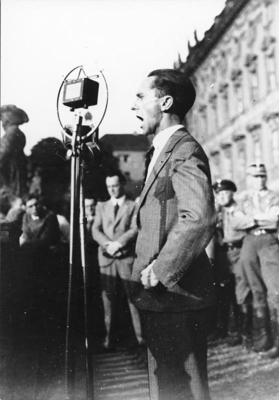 納粹德國的宣傳部部長戈培爾(Paul Joseph Goebbels)。(Bundesarchiv@wikipedia/CC BY-SA 3.0) 納粹德國的宣傳部部長戈培爾(Paul Joseph Goebbels)。(Bundesarchiv@wikipedia/CC BY-SA 3.0)