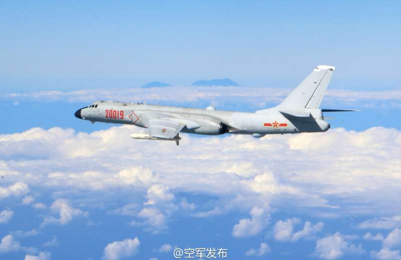 共軍轟-6K轟炸機。（取自中國空軍官方微博）