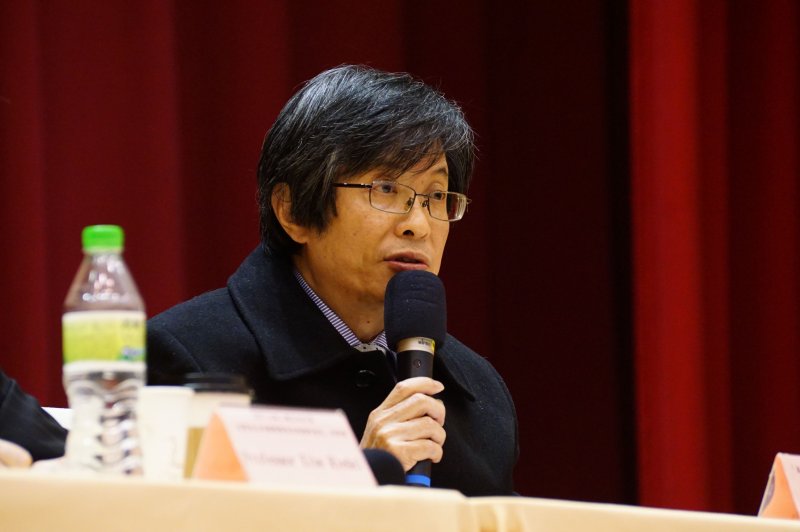 20170123-落實兩公約國際審查及結論性意見座談會,最高法院庭長吳燦發言。(盧逸峰攝) 20170123-落實兩公約國際審查及結論性意見座談會,最高法院庭長吳燦發言。(盧逸峰攝)