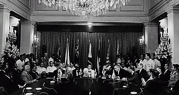 1966年菲律賓馬尼拉東南亞條約組織會議。(取自維基百科) 1966年菲律賓馬尼拉東南亞條約組織會議。(取自維基百科)