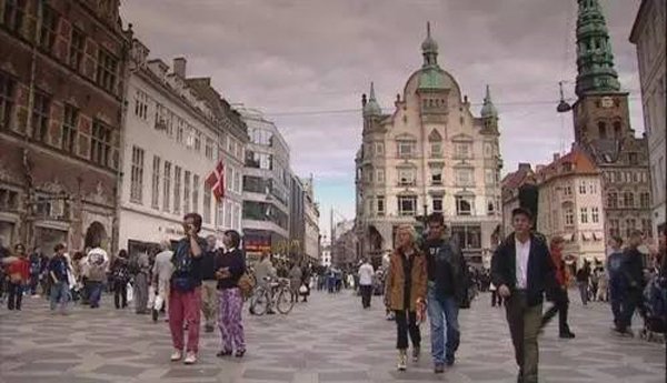 2000年的紀錄片《人的城市》(Cities for People)。(取自人的城市) 2000年的紀錄片《人的城市》(Cities for People)。(取自人的城市)
