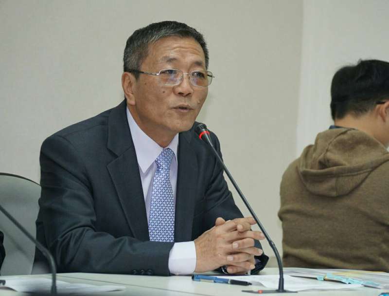 f新任體育署署長林德福至立法院亮相。(盧逸峰攝).jpg f新任體育署署長林德福至立法院亮相。(盧逸峰攝).jpg
