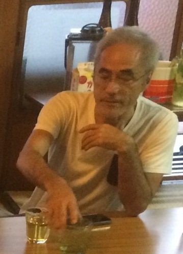 四社區居酒屋.JPG NPO暮北芝前理事長井上勉。