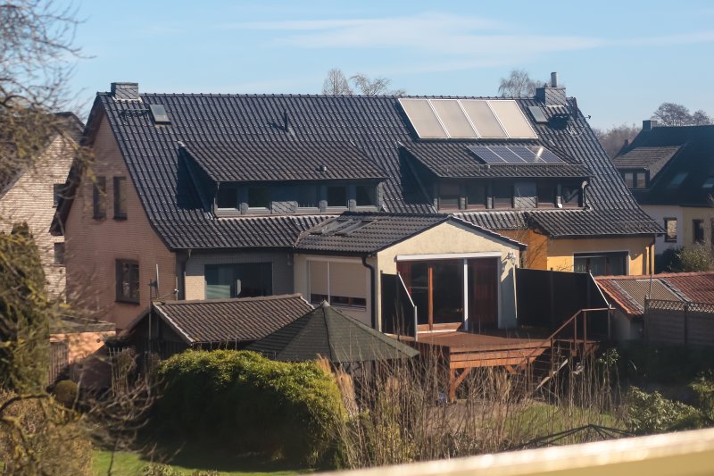 20170322-德國綠能專題,德國不萊梅bremen,不萊梅周邊附近民宅屋頂上的太陽能板。(顏麟宇攝) 20170322-德國綠能專題,德國不萊梅bremen,不萊梅周邊附近民宅屋頂上的太陽能板。(顏麟宇攝)
