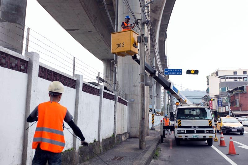 17.jpg今年逐條道路清理,各區都有列入清理範圍。(圖/張毅攝) 17.jpg今年逐條道路清理,各區都有列入清理範圍。(圖/張毅攝)
