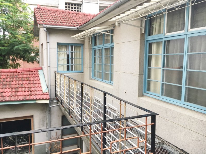 除了內部裝潢極具特色外,Dorm1828的戶外空間同樣超美。(圖/鐘敏瑜攝) 除了內部裝潢極具特色外,Dorm1828的戶外空間同樣超美。(圖/鐘敏瑜攝)