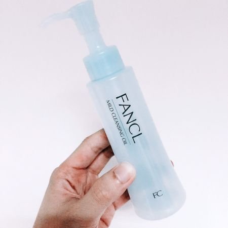 FANCL卸妝油。(圖/MarieClaire美麗佳人提供) FANCL卸妝油。(圖/MarieClaire美麗佳人提供)