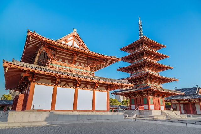 四天王寺(圖/shutterstock提供) 四天王寺(圖/shutterstock提供)