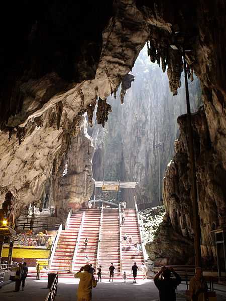 450px-Batu_Caves（圖／wikimedia commons）