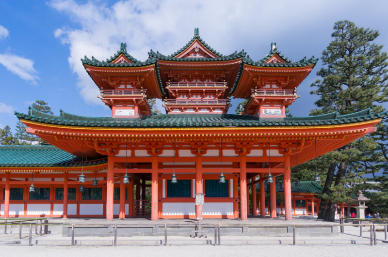 平安神宮周邊配備有岡崎公園及文化區。(圖/ wongwt@Flickr) 平安神宮周邊配備有岡崎公園及文化區。(圖/ wongwt@Flickr)