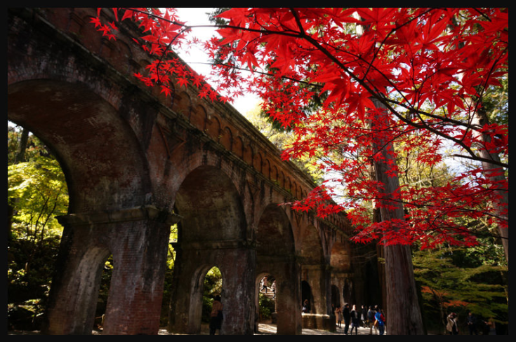 南禪寺與平安神宮相距不遠,在春天櫻花季和秋天楓葉季成為了最不可錯過的京都必去景點。(圖/ Keiko Shih@Flickr,FunTime提供) 南禪寺與平安神宮相距不遠,在春天櫻花季和秋天楓葉季成為了最不可錯過的京都必去景點。(圖/ Keiko Shih@Flickr,FunTime提供)