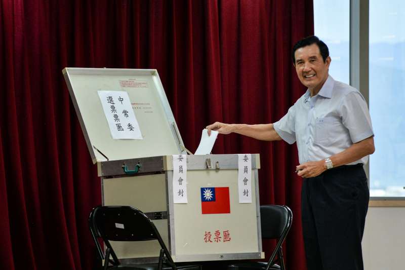 20171001-國民黨中常委投票,馬英九投票。(甘岱民攝) 20171001-國民黨中常委投票,馬英九投票。(甘岱民攝)