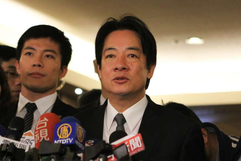 行政院長賴清德18日上午受訪談一例一休修法及勞動部次長廖蕙芳請辭。(圖/葉滕騏攝) 行政院長賴清德18日上午受訪談一例一休修法及勞動部次長廖蕙芳請辭。(圖/葉滕騏攝)