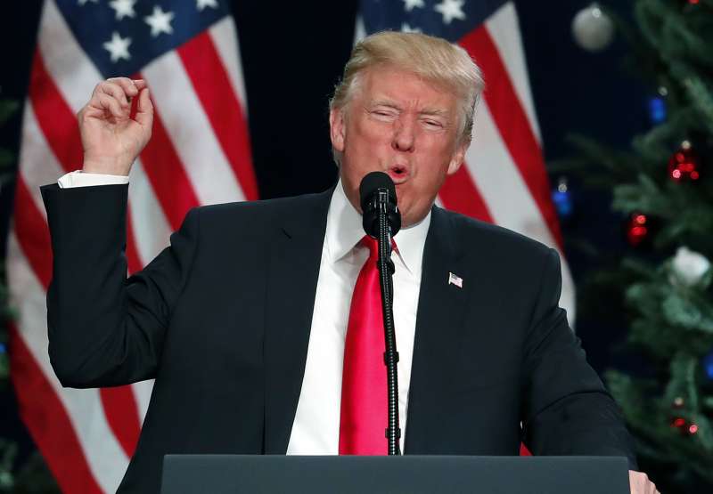 美國總統川普痛罵北韓最高領導人金正恩是「有病的小狗」(AP) 美國總統川普痛罵北韓最高領導人金正恩是「有病的小狗」(AP)