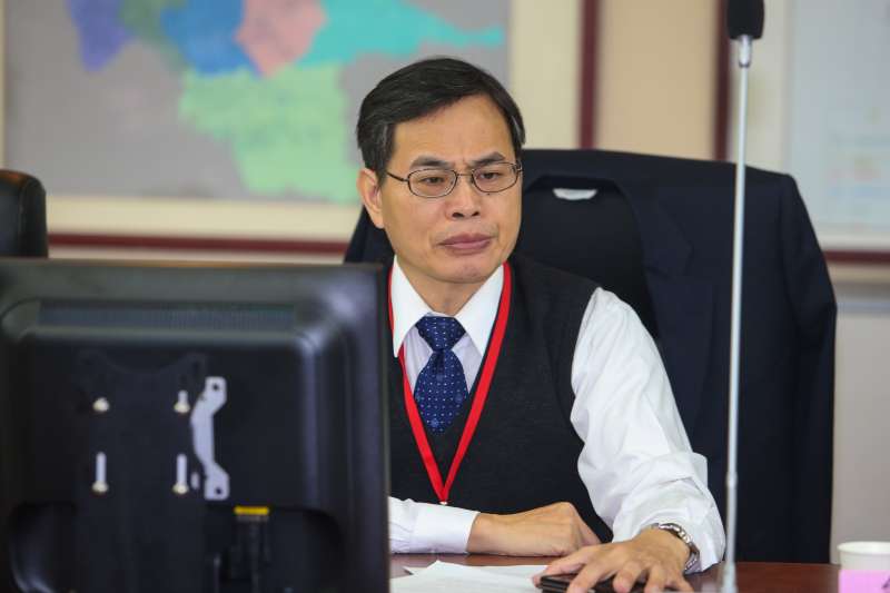 台北市土木技師公會理事長洪啟德,出席「山坡地住三土地」能否都市更新案-公聽會。(陳明仁攝) 台北市土木技師公會理事長洪啟德,出席「山坡地住三土地」能否都市更新案-公聽會。(陳明仁攝)