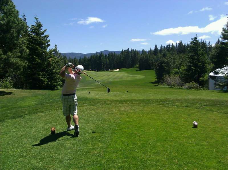 Golfer_swing.jpg Golfer_swing.jpg