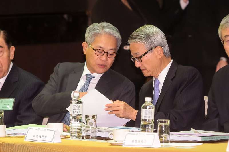 LU20171212-台新金控董事長吳東亮、新光金控董事長吳東進12日出席「中華民國工商協進會工商早餐會」。(顏麟宇攝) LU20171212-台新金控董事長吳東亮、新光金控董事長吳東進12日出席「中華民國工商協進會工商早餐會」。(顏麟宇攝)