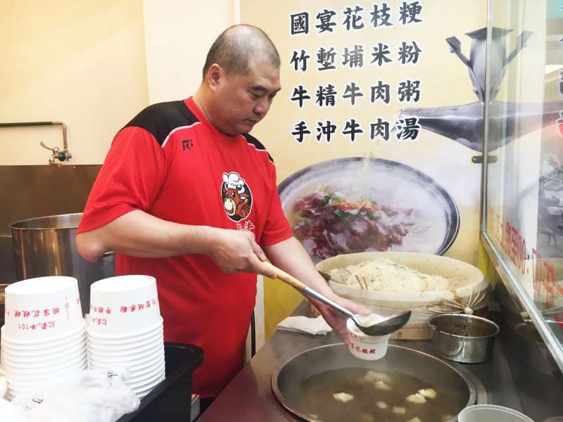 用心烹煮每一道料理,店內花枝粳也是一絕。(圖/鐘敏瑜攝) 用心烹煮每一道料理,店內花枝粳也是一絕。(圖/鐘敏瑜攝)