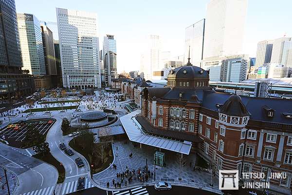 修復完成的東京車站紅磚驛舍與站前廣場，將成為東京新地標。（攝影：陳威臣）