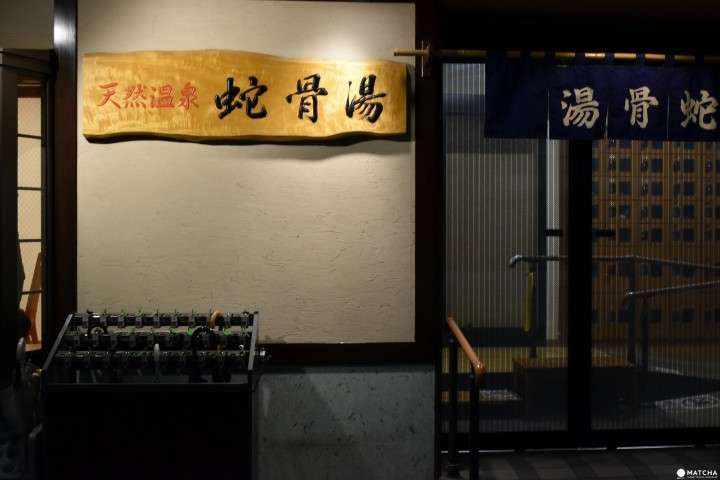 2 2
