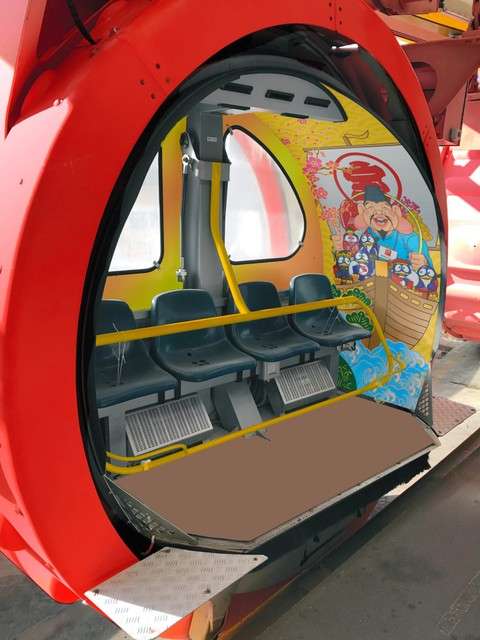 摩天輪的車廂內部。(圖/潮日本提供) 摩天輪的車廂內部。(圖/潮日本提供)