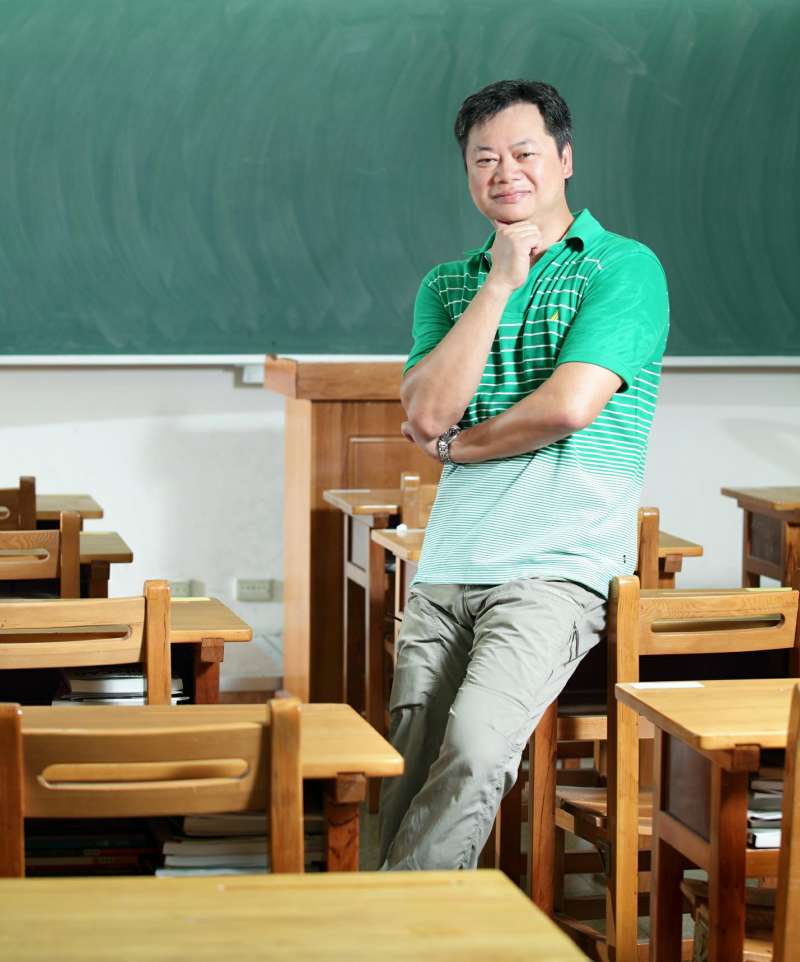 陳重銘老師將於5/23分享「不敗教主存股心法」。(圖/新北市板橋區公所提供) 陳重銘老師將於5/23分享「不敗教主存股心法」。(圖/新北市板橋區公所提供)
