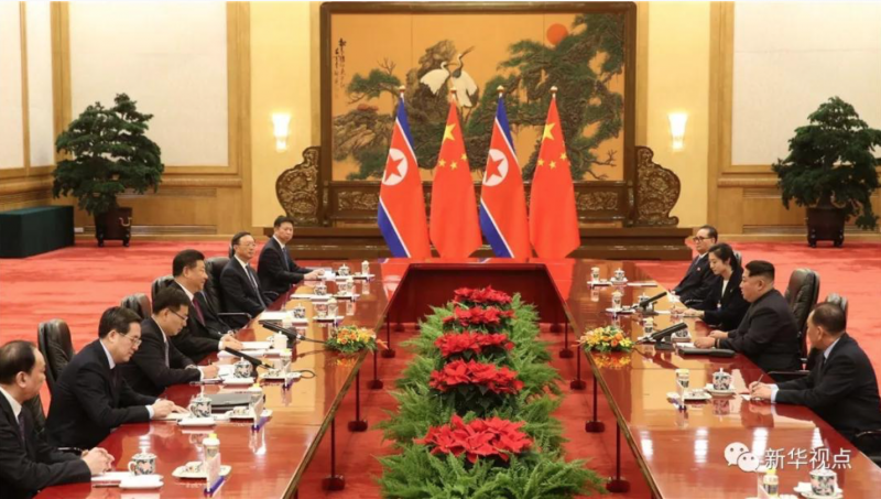 習近平與金正恩在人民大會堂舉行會談。 習近平與金正恩在人民大會堂舉行會談。