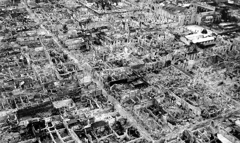 被摧毀的馬尼拉城,1945年5月。(維基百科) 被摧毀的馬尼拉城,1945年5月。(維基百科)