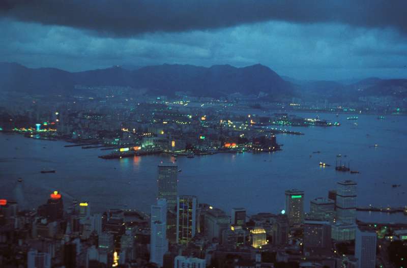 1978年,香港的維多利亞港。(Ian Ree's father @ Wikipedia / CC BY-SA 2.0) 1978年,香港的維多利亞港。(Ian Ree's father @ Wikipedia / CC BY-SA 2.0)