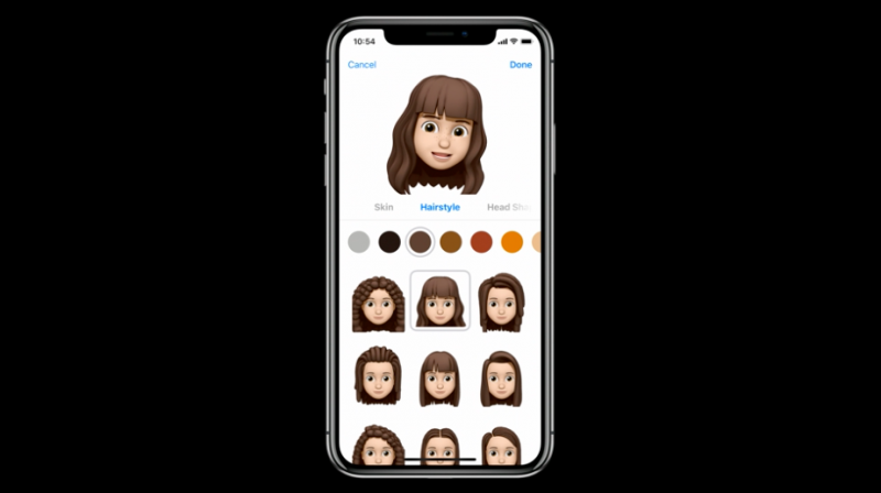 iOS 12也開始讓用戶自製個人樣貌的表情符號,但髮色、眼睛等都得自己設定,與三星的臉部掃描技術不同。(圖/取自Apple,數位時代提供) iOS 12也開始讓用戶自製個人樣貌的表情符號,但髮色、眼睛等都得自己設定,與三星的臉部掃描技術不同。(圖/取自Apple,數位時代提供)