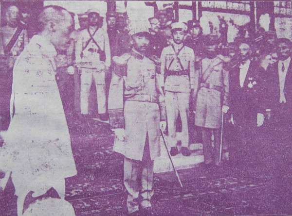 張作霖在北京居仁堂就任陸海軍大元帥(圖/澎湃新聞) 張作霖在北京居仁堂就任陸海軍大元帥(圖/澎湃新聞)