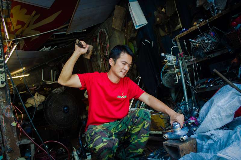 20180926-萬華在地50年資源回收廠經營者黃老闆(辛母羊攝影;人生百味提供) 20180926-萬華在地50年資源回收廠經營者黃老闆(辛母羊攝影;人生百味提供)