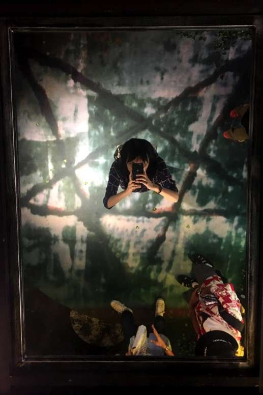 《一屍到底》在日本舉辦主題裝置展。(圖/陳怡秀|想想論壇提供) 《一屍到底》在日本舉辦主題裝置展。(圖/陳怡秀|想想論壇提供)