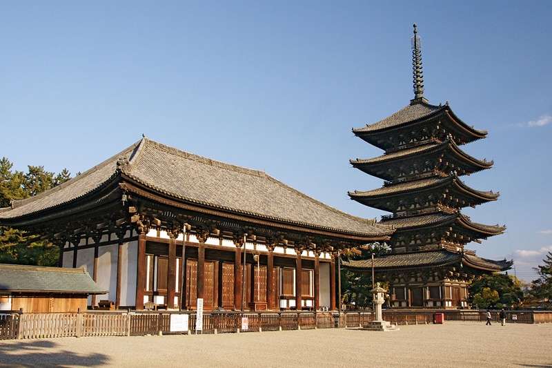 奈良.興福寺.五重塔.東金堂(圖/維基百科) 奈良.興福寺.五重塔.東金堂(圖/維基百科)