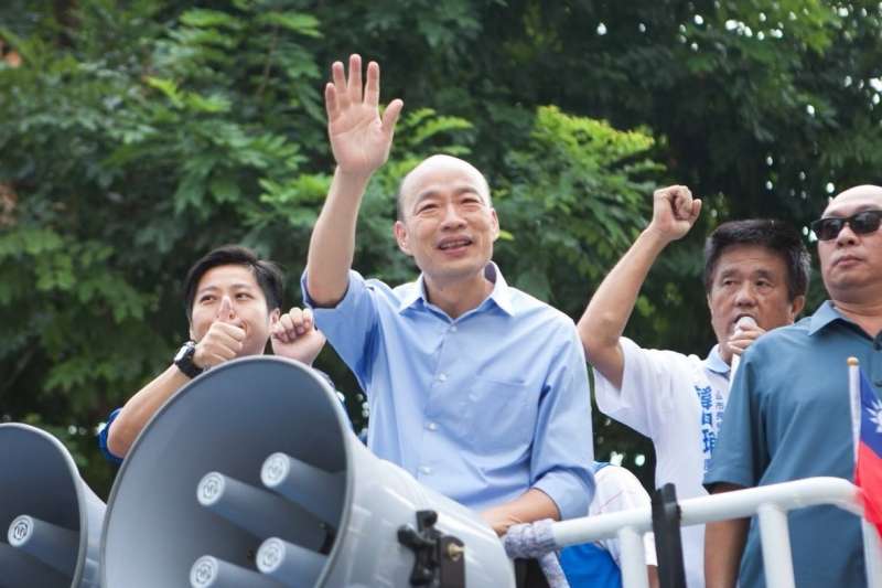 60歲的韓國瑜整天行程滿檔,究竟是如何維持體力的?(圖/取自韓國瑜臉書) 60歲的韓國瑜整天行程滿檔,究竟是如何維持體力的?(圖/取自韓國瑜臉書)