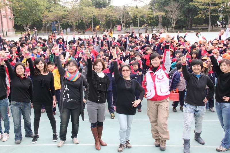 台灣每年積極參與十億人起義運動。(圖/想想論壇) 台灣每年積極參與十億人起義運動。(圖/想想論壇)