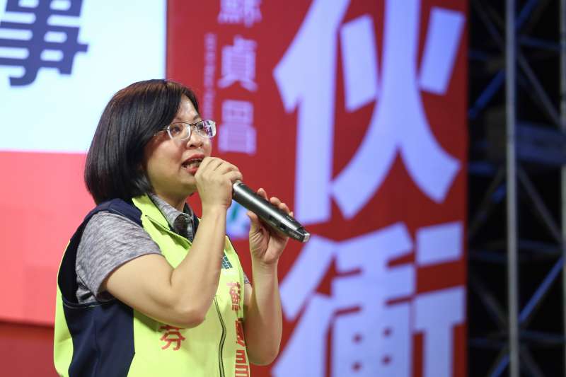 20181119-蘇貞昌「會做事連線」晚會新北蘆洲場造勢活動,立委林淑芬上台演說致詞。(陳品佑攝) 20181119-蘇貞昌「會做事連線」晚會新北蘆洲場造勢活動,立委林淑芬上台演說致詞。(陳品佑攝)