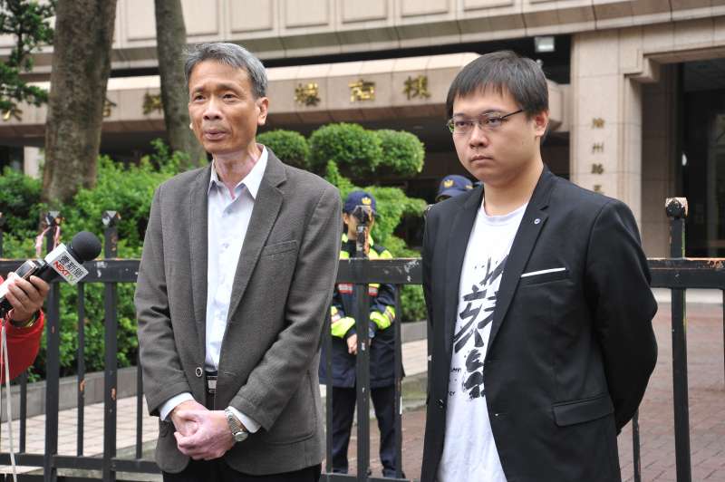 20181126-以核養綠記者會,國立清華大學工程與系統科學系教授葉宗洸(左)與以核養綠公投領銜人黃士修。(甘岱民攝) 20181126-以核養綠記者會,國立清華大學工程與系統科學系教授葉宗洸(左)與以核養綠公投領銜人黃士修。(甘岱民攝)