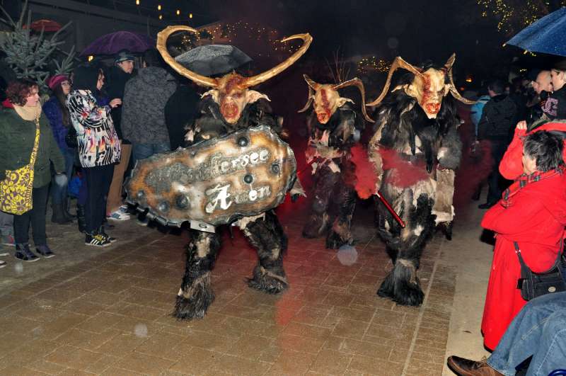奧地利的Krampus大遊行。(圖/取自wikimedia) 奧地利的Krampus大遊行。(圖/取自wikimedia)
