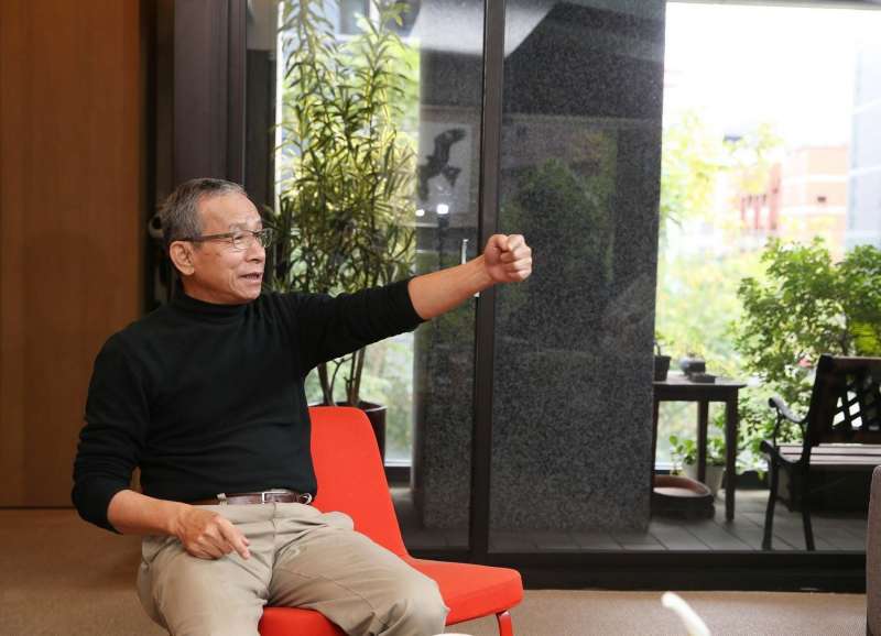 對於台語文讀寫,吳念真認為能懂最重要。(圖/謝佳璋,文化+) 對於台語文讀寫,吳念真認為能懂最重要。(圖/謝佳璋,文化+)