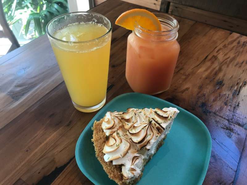 Key Lime Pie與Orange Bug Light(酒精飲料)(圖/kkday) Key Lime Pie與Orange Bug Light(酒精飲料)(圖/kkday)