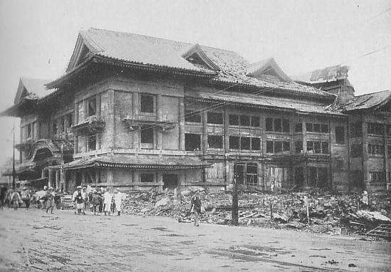 關東大地震之後的歌舞伎座(圖/維基百科) 關東大地震之後的歌舞伎座(圖/維基百科)