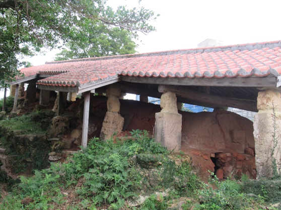 壺屋通登窯遺跡。(圖/秋禾攝影) 壺屋通登窯遺跡。(圖/秋禾攝影)