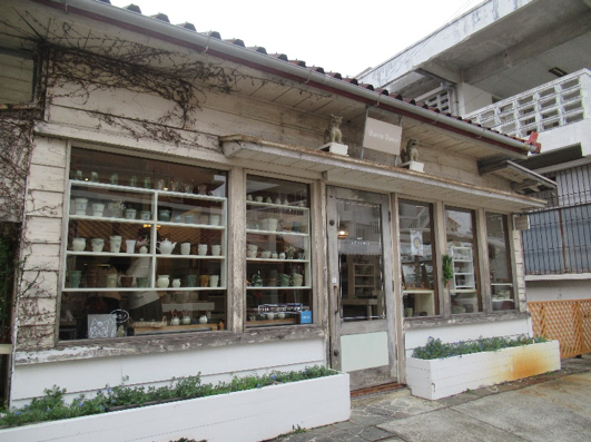 壺屋通陶器店。(圖/秋禾攝影) 壺屋通陶器店。(圖/秋禾攝影)